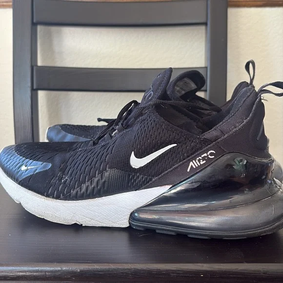 Nike Air 270 Black and White Sneakers mens 12 - Picture 5 of 7